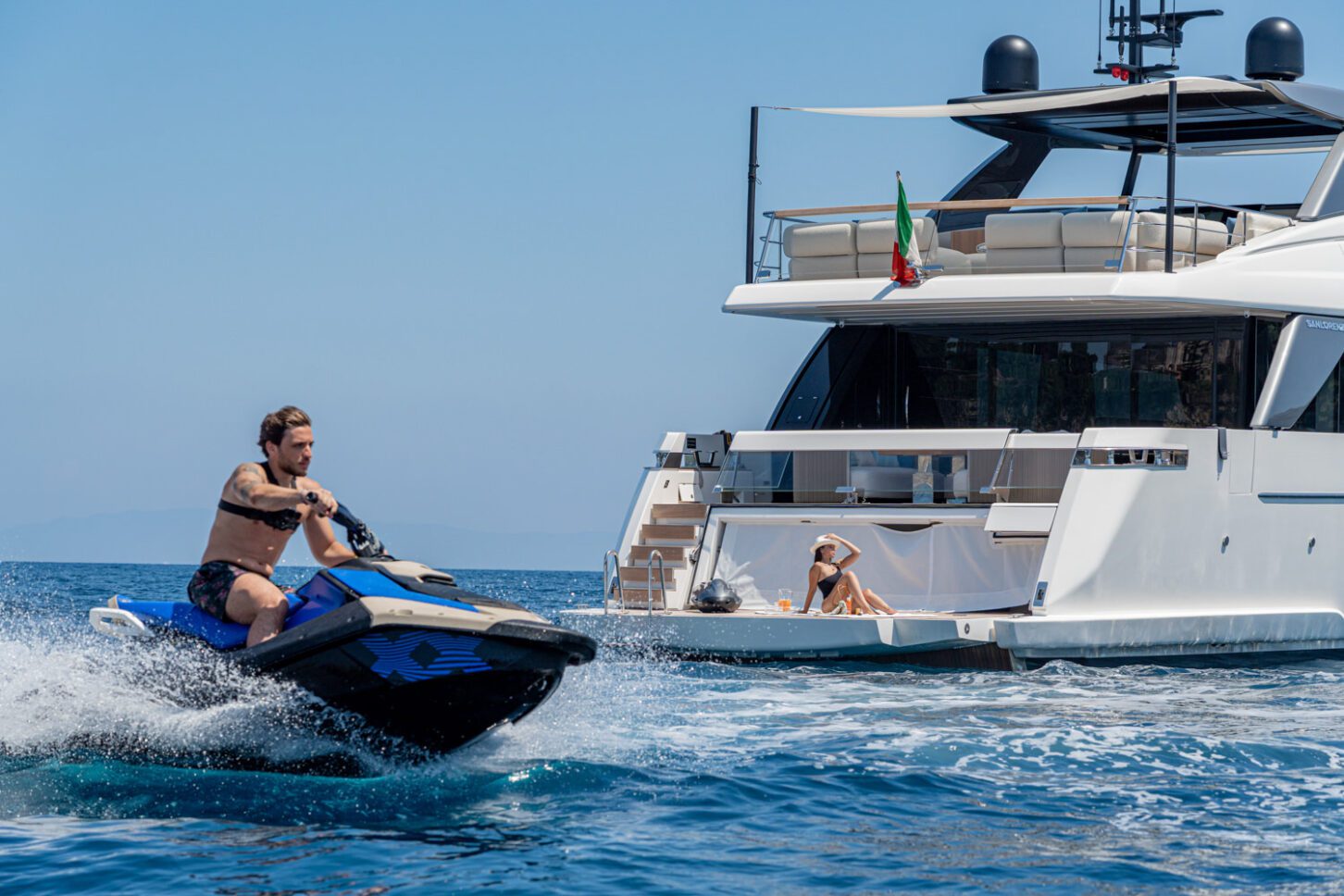 Fotografo yacht a Marina di Mergellina nel Golfo di Napoli